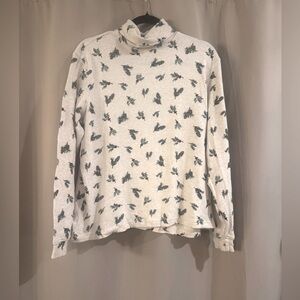 Classic Element Floral Print Turtleneck Top